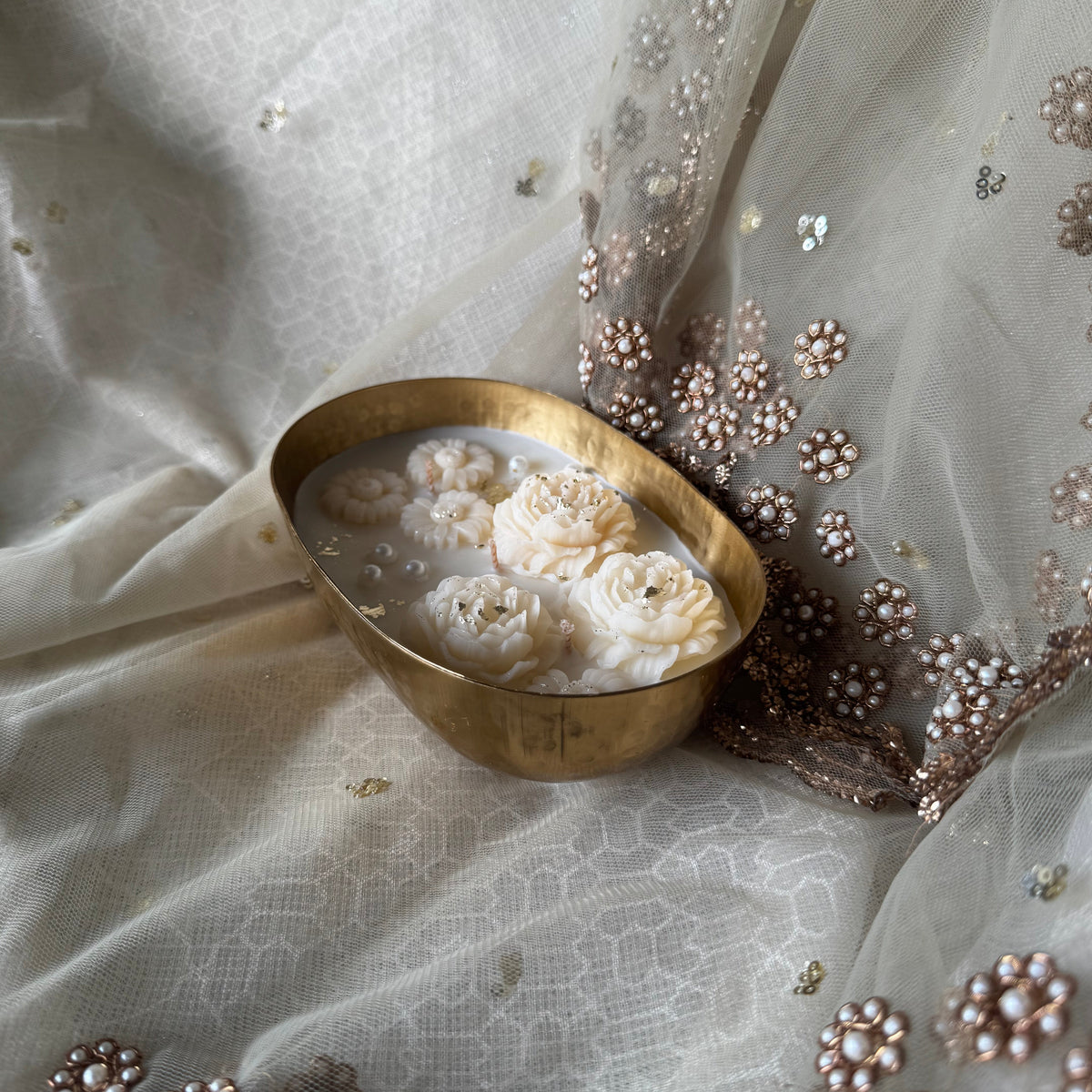 Golden Boat Urli Candle - Tuberose & Sandalwood