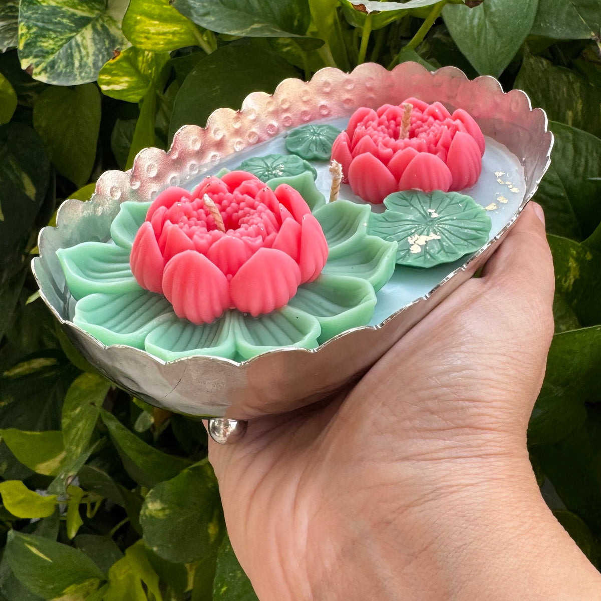 Silver Boat Urli Candle - Rose & Aqua
